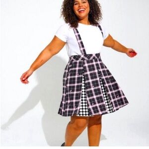 NWOT DISNEY/TORRID SUSPENDER SKIRT SIZE 3X